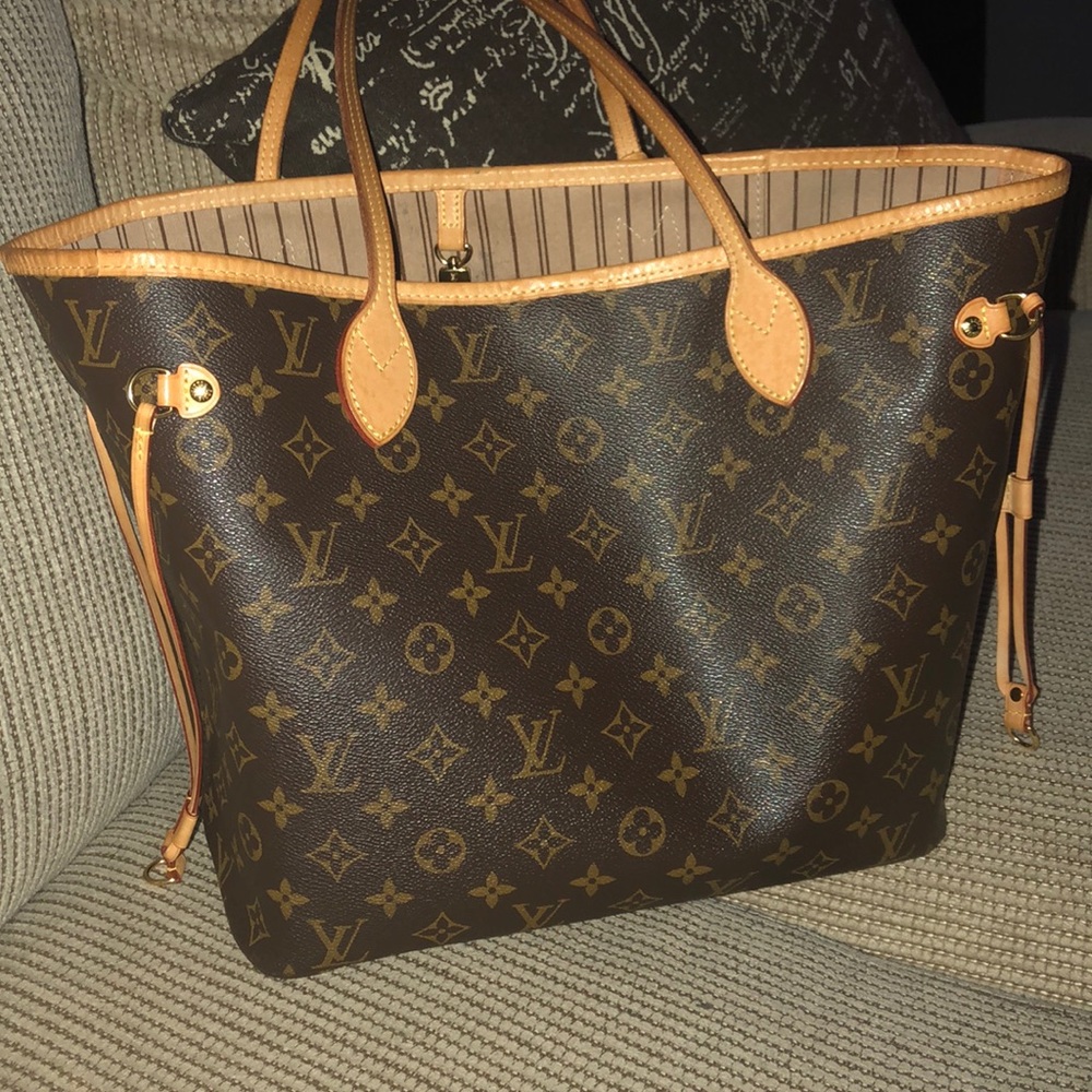 Louis Vuitton Neverfull MM